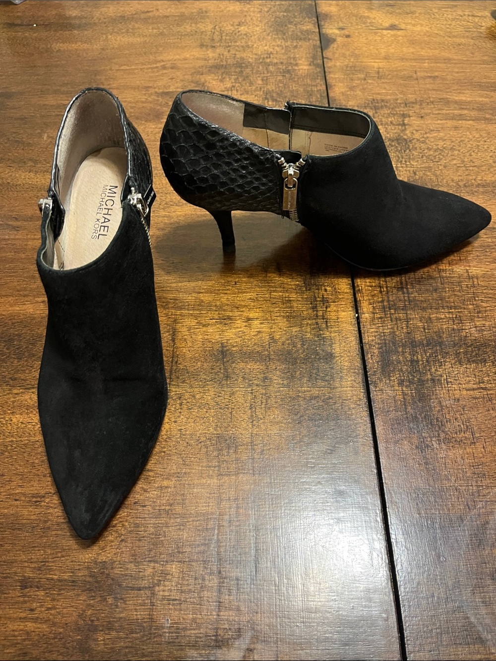 MICHAEL Michael Kors Black Suede Pointed Heeled Ankle Booties with Textured Back